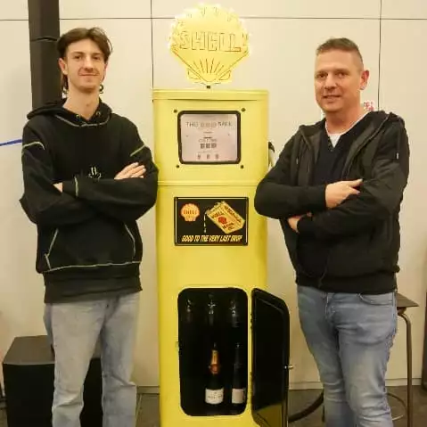 Cursist Arne met docent Pedro